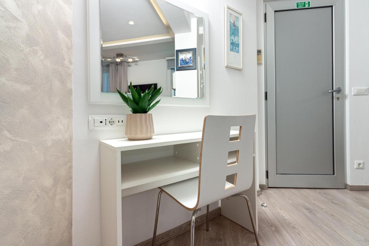 Apartments Lovret Flowers Split Ngoại thất bức ảnh