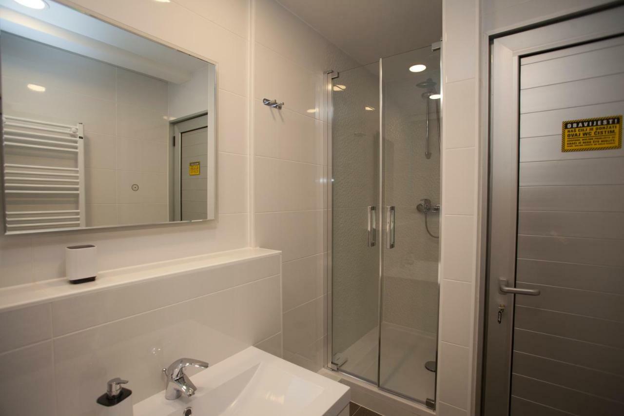Apartments Lovret Flowers Split Ngoại thất bức ảnh