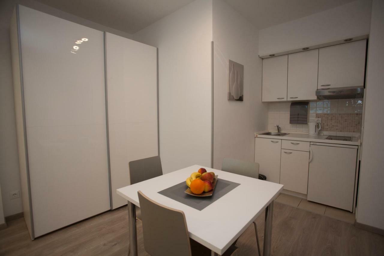 Apartments Lovret Flowers Split Ngoại thất bức ảnh