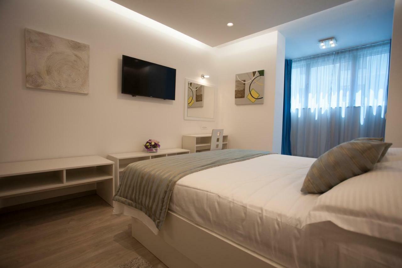 Apartments Lovret Flowers Split Ngoại thất bức ảnh