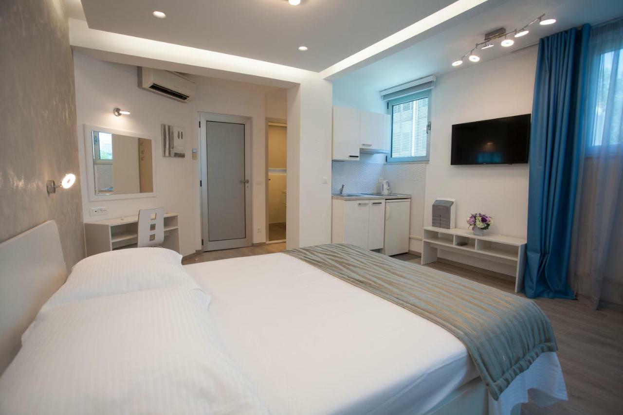 Apartments Lovret Flowers Split Ngoại thất bức ảnh