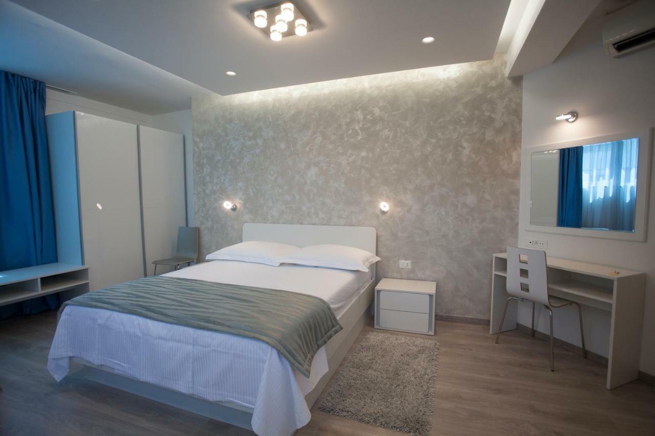 Apartments Lovret Flowers Split Ngoại thất bức ảnh